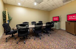 Red Roof Inn PLUS+ Newark Liberty Airport - Carteret