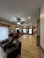 Magnuson Hotel Country Inn