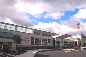 Ramada by Wyndham State College Hotel & Conference Center