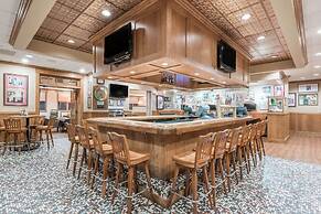 Ramada by Wyndham State College Hotel & Conference Center