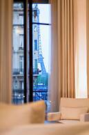 Le Metropolitan Paris Tour Eiffel, a Tribute Portfolio Hotel