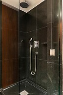 Le Metropolitan Paris Tour Eiffel, a Tribute Portfolio Hotel