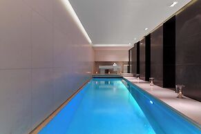 Le Metropolitan Paris Tour Eiffel, a Tribute Portfolio Hotel