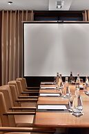 Le Metropolitan Paris Tour Eiffel, a Tribute Portfolio Hotel