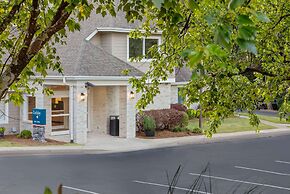 WaterWalk Extended Stay by Wyndham Atlanta Perimeter