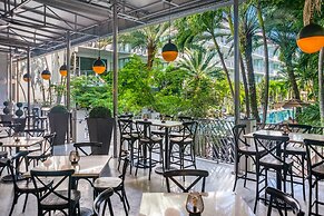 National Hotel, An Adult Only Oceanfront Resort