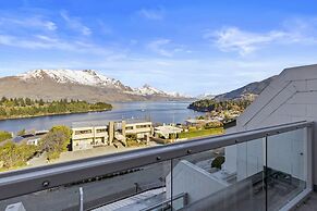 Copthorne Hotel & Apartments Queenstown Lakeview