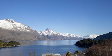 Copthorne Hotel & Apartments Queenstown Lakeview