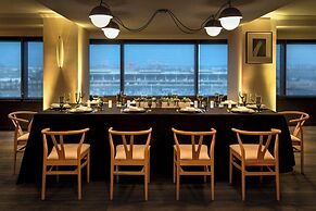 Newark Liberty International Airport Marriott