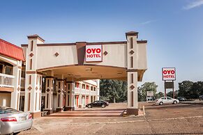 OYO Hotel Tyler Northwest Mineola Hwy