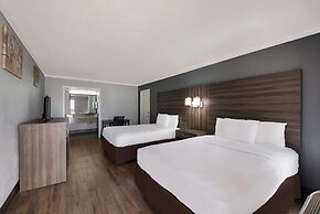 Econo Lodge near The Domain - The Arboretum