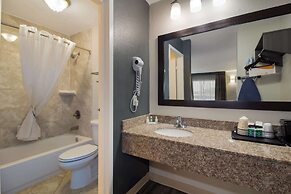 Quality Inn Coliseum