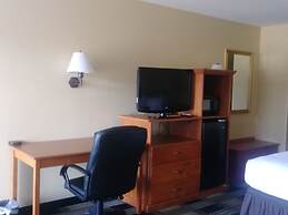 Oakridge Inn & Suites