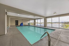 Best Western Pier Point Inn