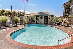 Lincoln Sands Oceanfront Resort, Ascend Hotel Collection