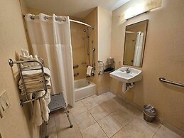 Radisson Hotel Freehold