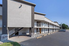 Red Roof Inn Dunn