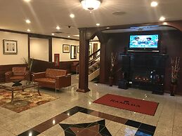 Ramada by Wyndham Albert Lea