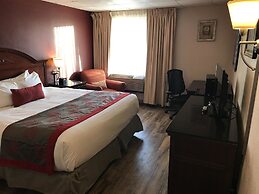 Ramada by Wyndham Albert Lea