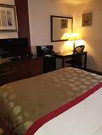 Ramada by Wyndham Albert Lea