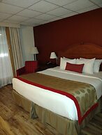 Ramada by Wyndham Albert Lea