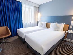 Mercure Paris Massy Gare TGV