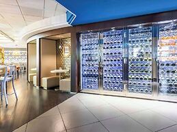 Mercure Paris Massy Gare TGV