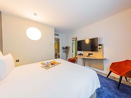 Mercure Paris Massy Gare TGV