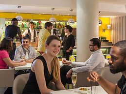 Mercure Paris Massy Gare TGV