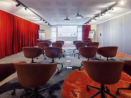 Mercure Paris Massy Gare TGV