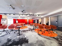 Mercure Paris Massy Gare TGV