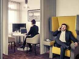 Mercure Paris Massy Gare TGV