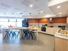 Mercure Paris Massy Gare TGV