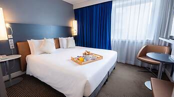 Mercure Paris Massy Gare TGV