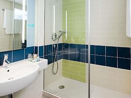 Mercure Paris Massy Gare TGV