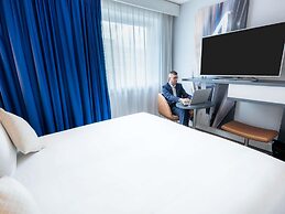 Mercure Paris Massy Gare TGV