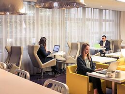 Mercure Paris Massy Gare TGV