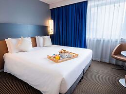 Mercure Paris Massy Gare TGV