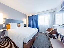 Mercure Paris Massy Gare TGV