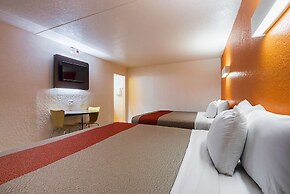 Motel 6 Garland, TX - Northeast Dallas