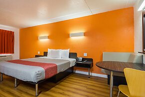 Motel 6 Garland, TX - Northeast Dallas