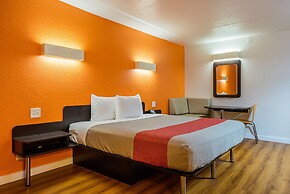 Motel 6 Garland, TX - Northeast Dallas