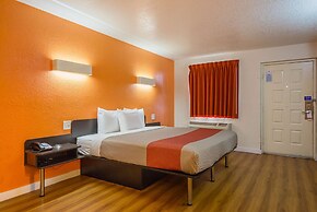 Motel 6 Garland, TX - Northeast Dallas