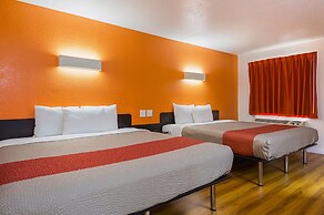 Motel 6 Garland, TX - Northeast Dallas