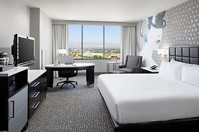Hilton Woodland Hills / Los Angeles