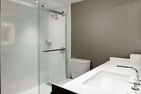 Hilton Woodland Hills / Los Angeles