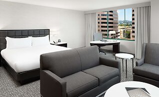 Hilton Woodland Hills / Los Angeles