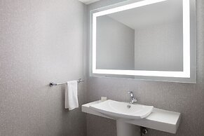 Hilton Woodland Hills / Los Angeles