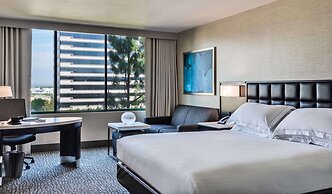 Hilton Woodland Hills / Los Angeles