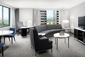 Hilton Woodland Hills / Los Angeles